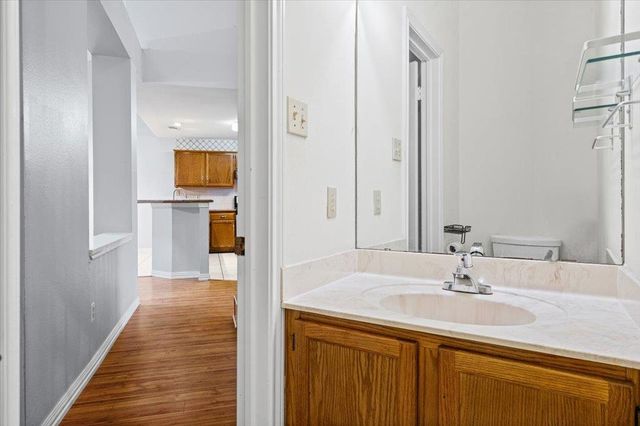 12502 FALLEN TOWER LN, Austin, TX 78753