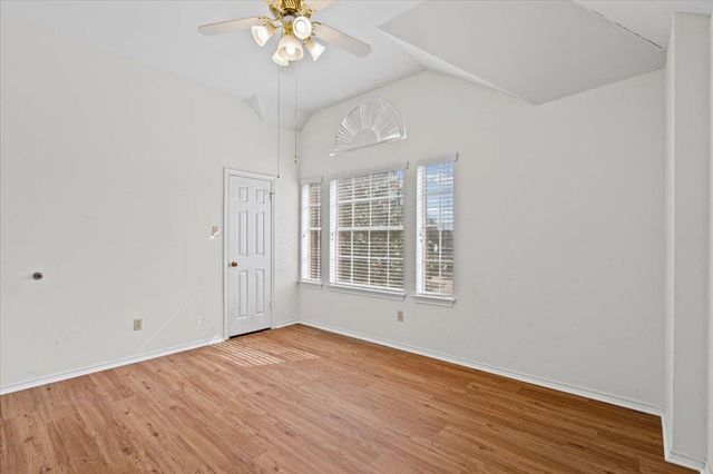 12502 FALLEN TOWER LN, Austin, TX 78753