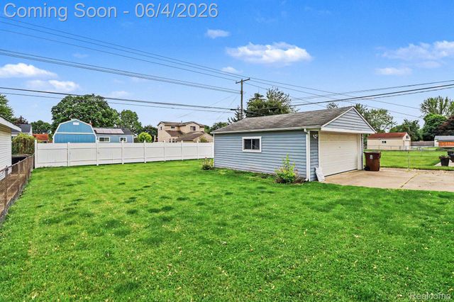 6608 Helen Street, Garden City, MI 48135