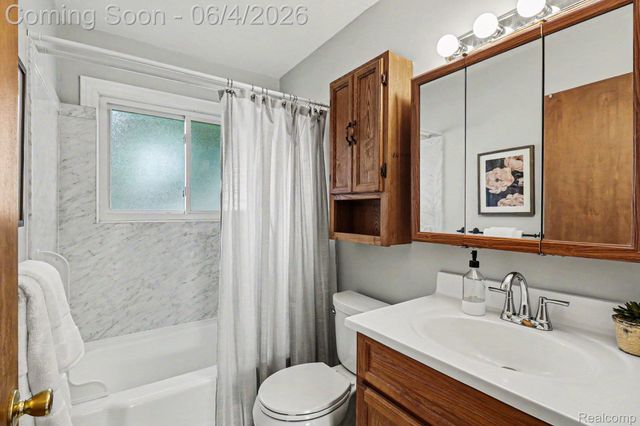 6608 Helen Street, Garden City, MI 48135