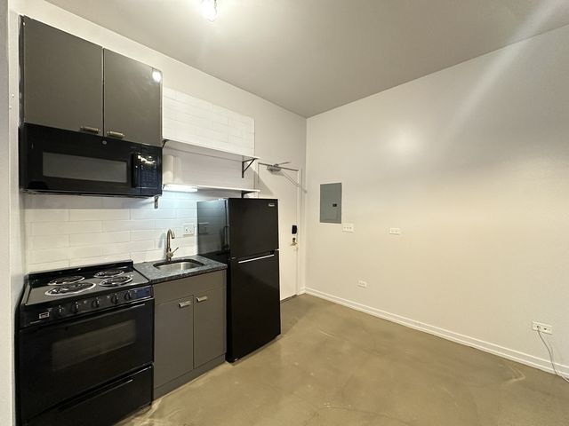 1136 W Wilson Avenue 301, Chicago, IL 60640