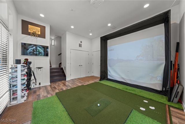 3118 Vine Court, Cleveland, OH 44113