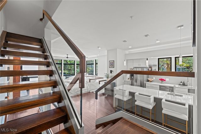 3118 Vine Court, Cleveland, OH 44113