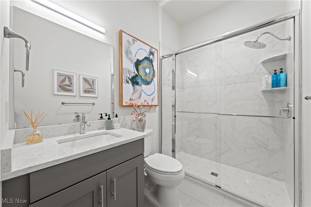 3118 Vine Court, Cleveland, OH 44113