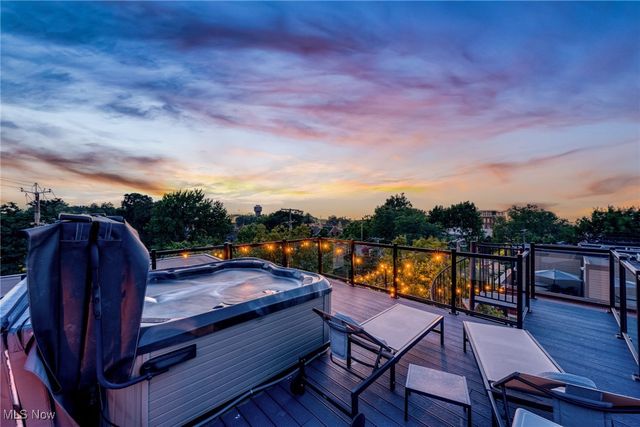 3118 Vine Court, Cleveland, OH 44113