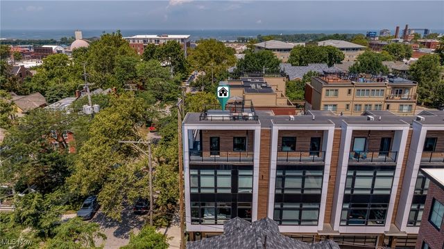 3118 Vine Court, Cleveland, OH 44113