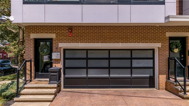 3118 Vine Court, Cleveland, OH 44113