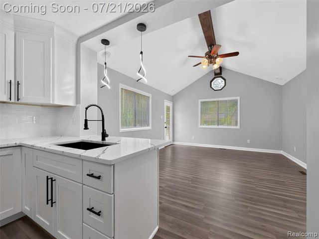 33424 Cheryl Street, Clinton Township, MI 48035
