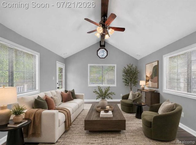 33424 Cheryl Street, Clinton Township, MI 48035