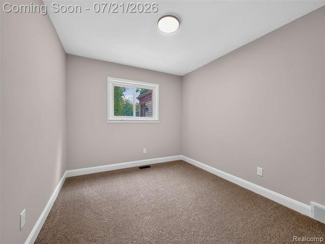 33424 Cheryl Street, Clinton Township, MI 48035