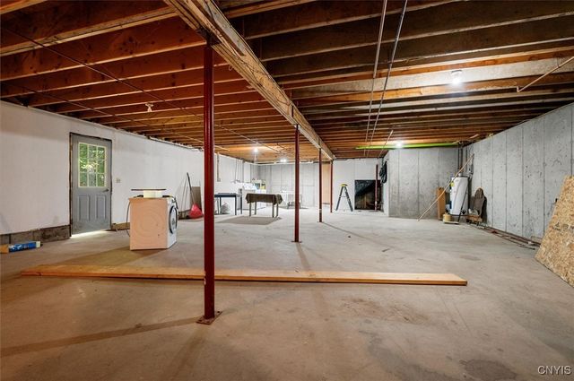 127 Long View W, Webb, NY 13420