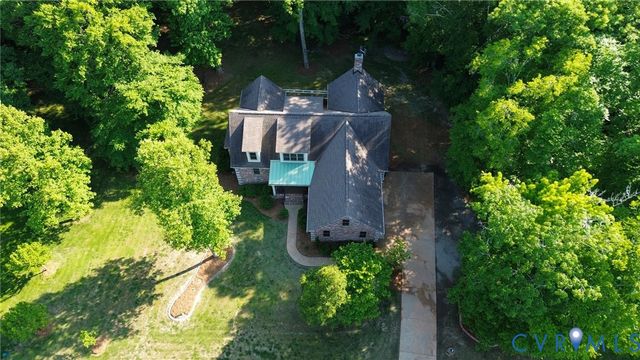 7327 Crush Ct, Quinton, VA 23124