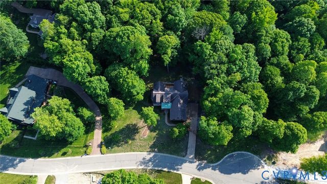 7327 Crush Ct, Quinton, VA 23124