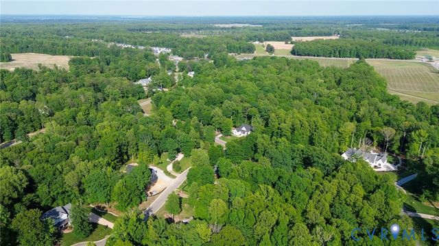 7327 Crush Ct, Quinton, VA 23124