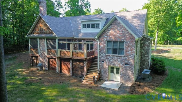 7327 Crush Ct, Quinton, VA 23124