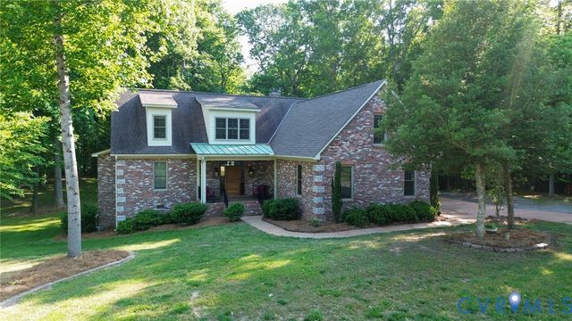 7327 Crush Ct, Quinton, VA 23124