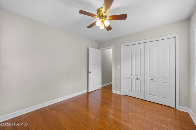 421 Ridgeway Drive, Sneads Ferry, NC 28460