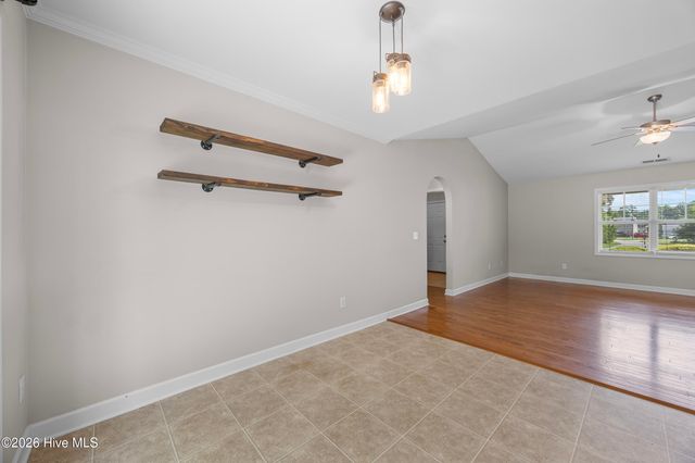 421 Ridgeway Drive, Sneads Ferry, NC 28460