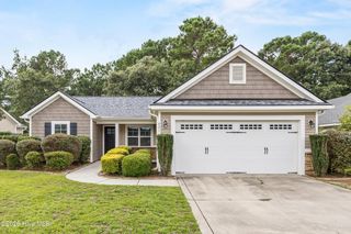 421 Ridgeway Drive, Sneads Ferry, NC 28460
