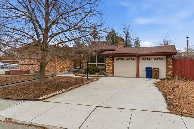 1918 W Kiernan Ave, Spokane, WA 99205