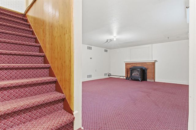 1918 W Kiernan Ave, Spokane, WA 99205