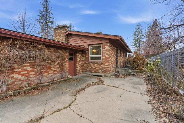 1918 W Kiernan Ave, Spokane, WA 99205