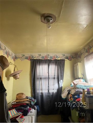 2325 Fairmount Avenue, Kansas City, MO 64108