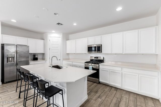 1631 W PASEO Way, Phoenix, AZ 85041