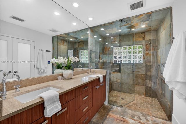 3050 NE 41st Street, Fort Lauderdale, FL 33308