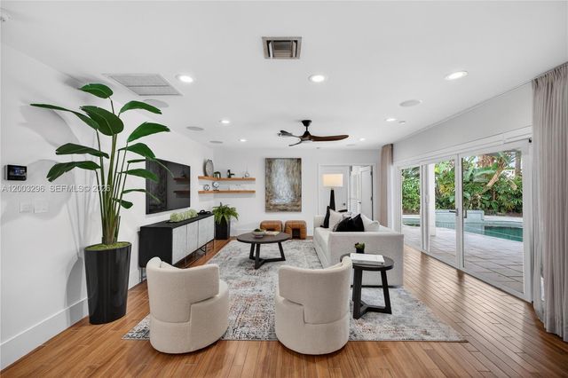 3050 NE 41st Street, Fort Lauderdale, FL 33308