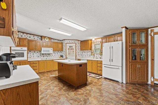8280 Harmony, Kingston, OK 73439
