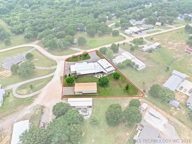 8280 Harmony, Kingston, OK 73439