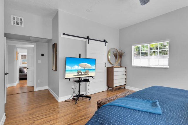 230 Key Honey Lane, Plantation Key, FL 33070