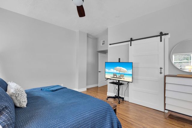 230 Key Honey Lane, Plantation Key, FL 33070