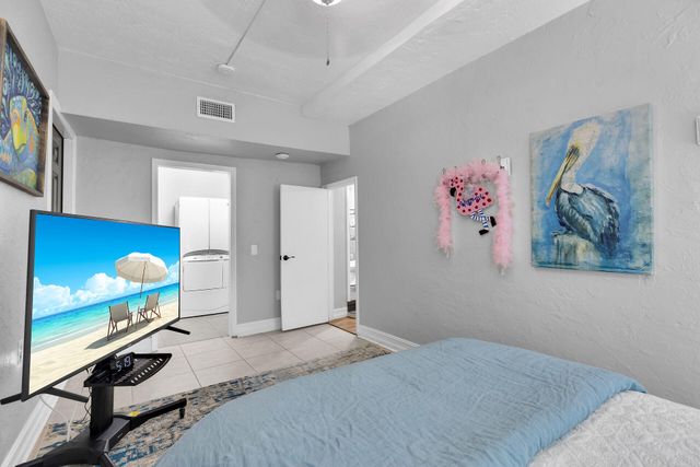 230 Key Honey Lane, Plantation Key, FL 33070