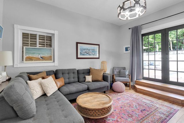 230 Key Honey Lane, Plantation Key, FL 33070