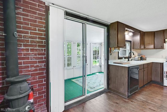 41 Gaylord Drive, Munroe Falls, OH 44262