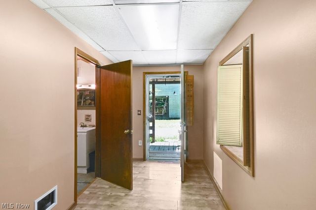41 Gaylord Drive, Munroe Falls, OH 44262