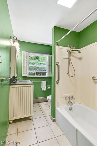 41 Gaylord Drive, Munroe Falls, OH 44262
