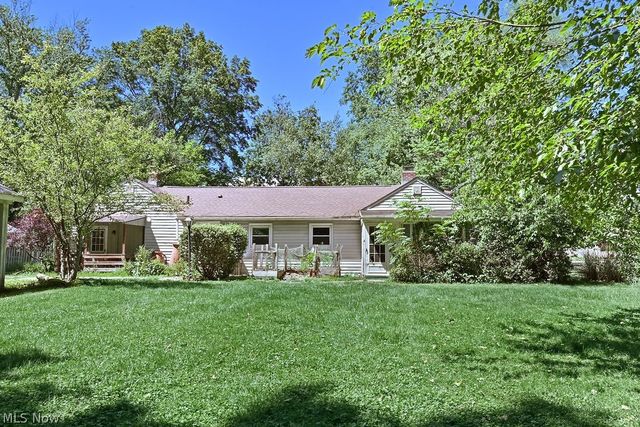 41 Gaylord Drive, Munroe Falls, OH 44262