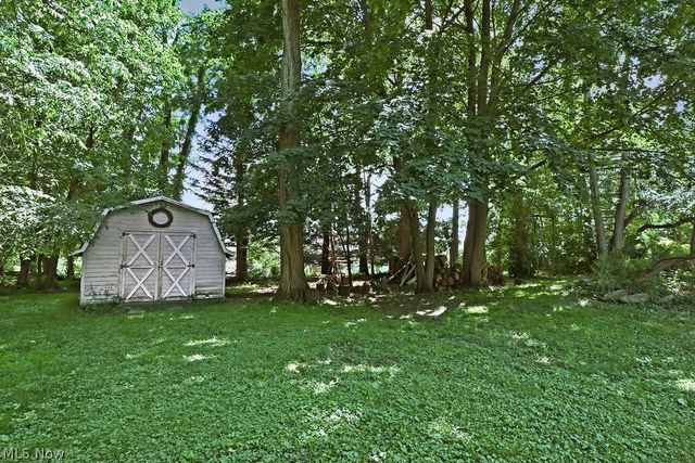 41 Gaylord Drive, Munroe Falls, OH 44262