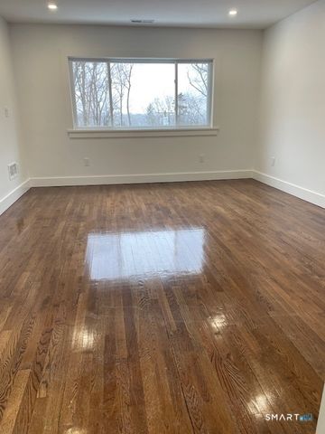 1 Cedar Road, Danbury, CT 06811