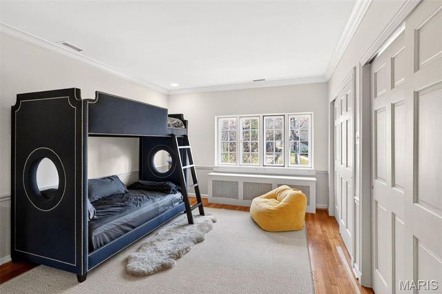 37 Ridgemoor Drive, Clayton, MO 63105