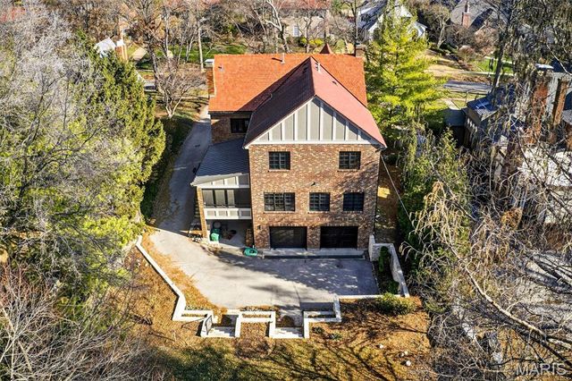 37 Ridgemoor Drive, Clayton, MO 63105