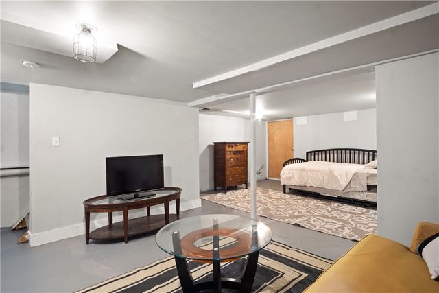88 Kay Street, Newport, RI 02840