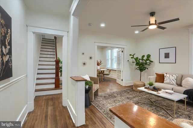 38 W WILLOW ST, Carlisle, PA 17013