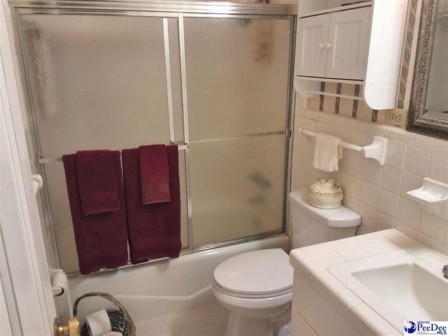 961 Clarendon Ave, Florence, SC 29505