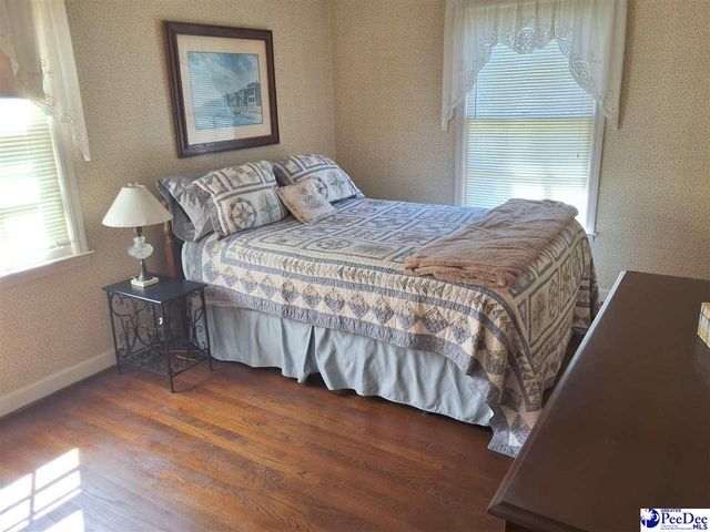 961 Clarendon Ave, Florence, SC 29505