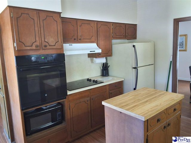 961 Clarendon Ave, Florence, SC 29505