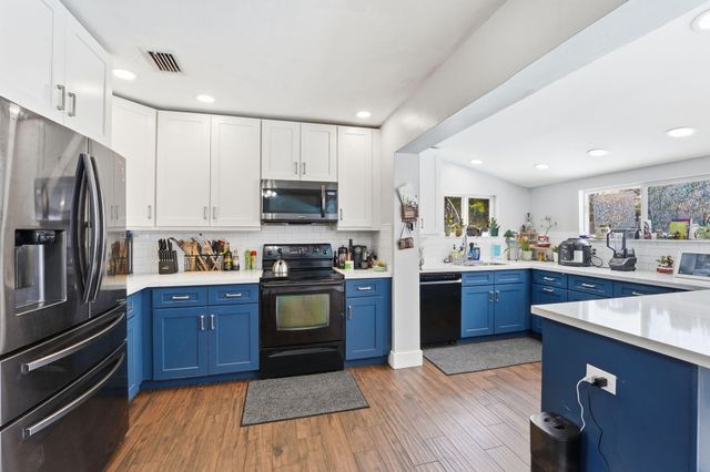 2725 NE 6th Avenue, Wilton Manors, FL 33334